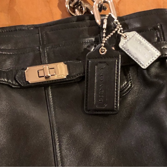 Black leather Coach shoulder bag - Picture 4 of 6